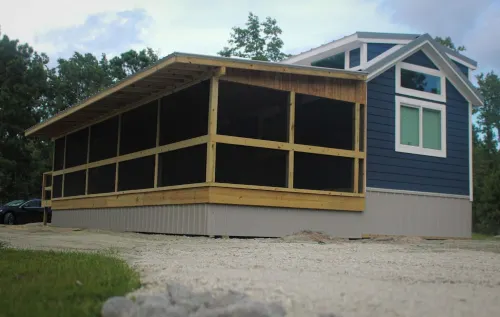 Charming 2-bedroom cottage with water access in tranquil Oriental