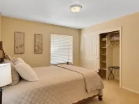 Spacious 4-bedroom Home Hotels in Sutter County