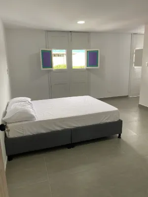 House F - Beautiful House Traditional Facade - Modern Interior