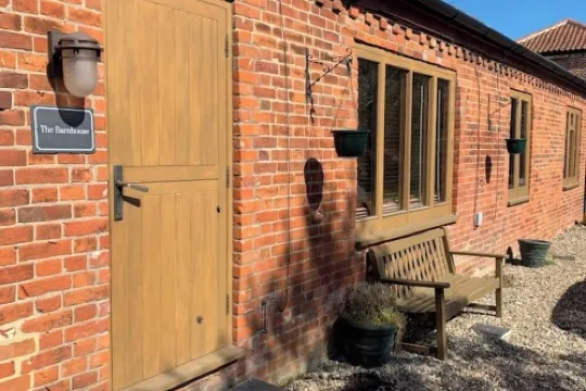 The Barnhouse. Lovely barn conversion, sleeps 6. Hotels in North Walsham
