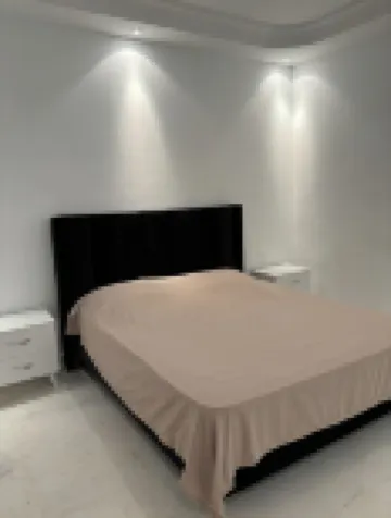 Apparemment Haut Standing 170m