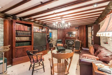 Apartment in Stone Отели рядом с достопримечательностью «Торонто Ботаникал Гарден»