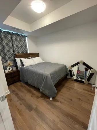 Condo in Waterloo Отели рядом с достопримечательностью «Університет ім. Вільфреда Лорьє»