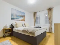 Idyllic vacation home in Parndorf Các khách sạn ở Parndorf