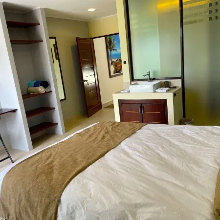 Luxury Villa 8 Bedrooms Private Compound with Pool