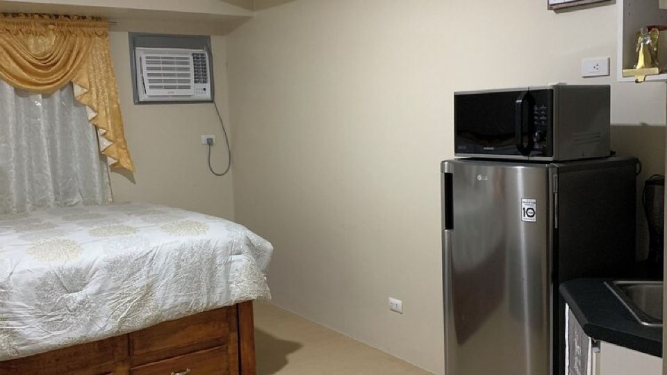 Cozy studio in awesome Avida Tower1 at Southpark Alabang Muntinlupa City
