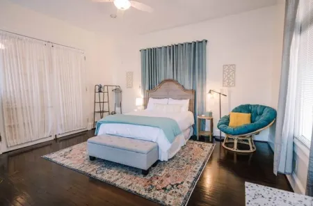 The Central Stay on Main 1b/1bth