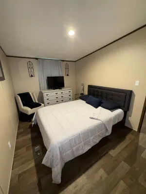 Welcome to The Hideaway! Cozy 3-bedroom home with WiFi, AC in charming Piedmont!