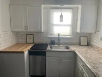 Charming 2-bedroom house with WiFi, AC in enjoyable Lancaster