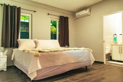 Sabas Beach House in Surf City Hotels near Playa San Blas