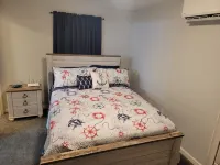 Casa De Minin5 minutes walk to the best local beach, Pizza and entertainment. Hotels in Frederiksted