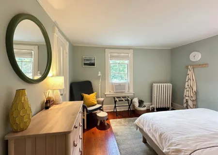 Private Unit in shared 1830 Farmhouse