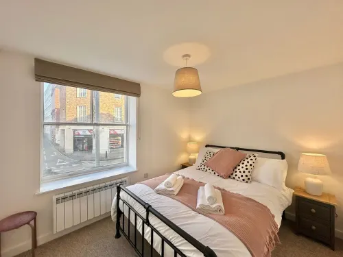 Recently Modernised Apartment in Prime Location