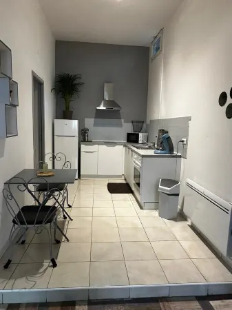 Superbe Appartement 65 M2 en RDC au Pied des Thermes de Lamalou les Bains!