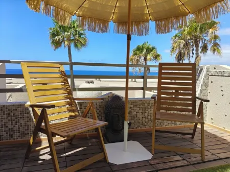 100 Steps to the Sand - next to Playa La Tejita El Medano.  Sea and pool views