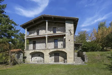 Villa Il Colle, Immersa Nella Natura e nel Silenzio Отели рядом с достопримечательностью «Sassi»