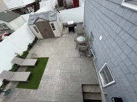 The Retro Apartment in Revere with outdoor area Hotels in Revere