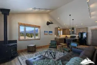 New Cabin | Sleeps 8 | Private Acreage | Mountain Views | Water Frontage