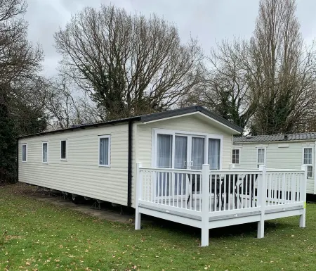 Malton NEW 3 bedrooms caravan Отели рядом с достопримечательностью «St. Osyth Beach»