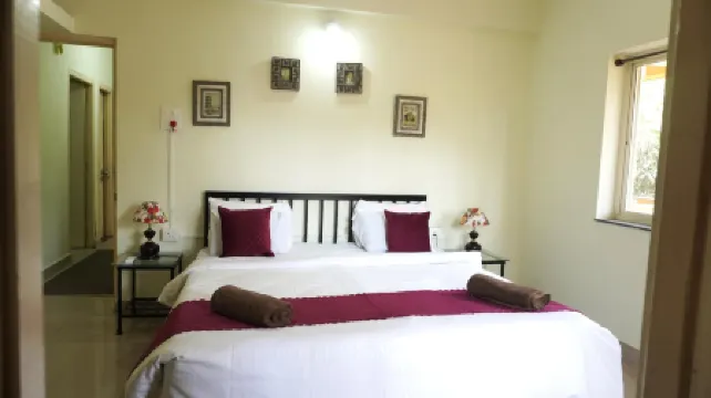 Four Seasons Guest House