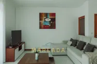 Mareada by Tonsdeverde, T3 com Piscina Partilhada, Varanda e Wi-fi Hotels in Apulia