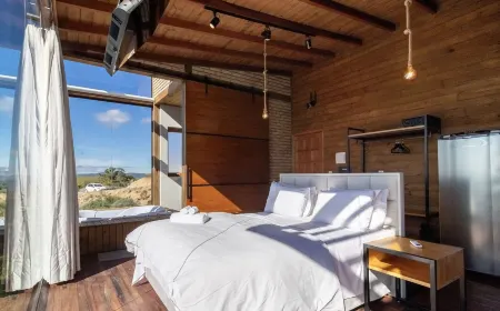 Cozy Mountain Chalet with Hot Tub | VST028