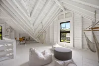 Featured in Boston Globe- fully renovated cape w/ pool & modern barn pool house