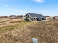 "Galmand" - 300m from the Sea