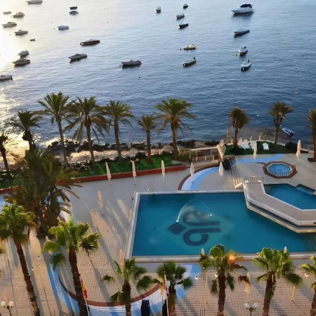 Qawra Palace Resort & Spa