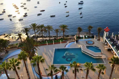 Qawra Palace Resort & Spa