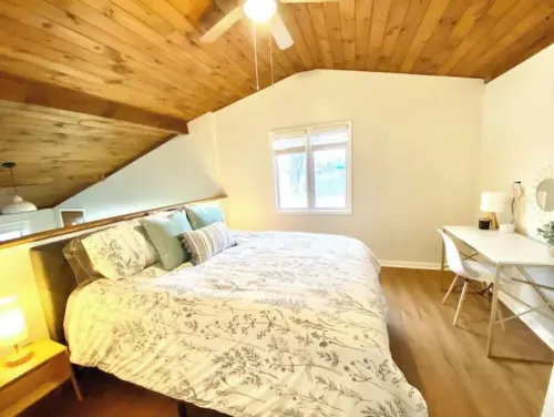 Clementine 🍊 Hotels in Eden