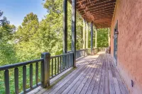 Expansive Sky Valley Lodge w/ Mountain Views! - 3-Sterne
