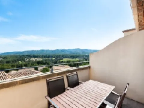 2 Room Apartment 4 People - Selection Hotels in Mallemort