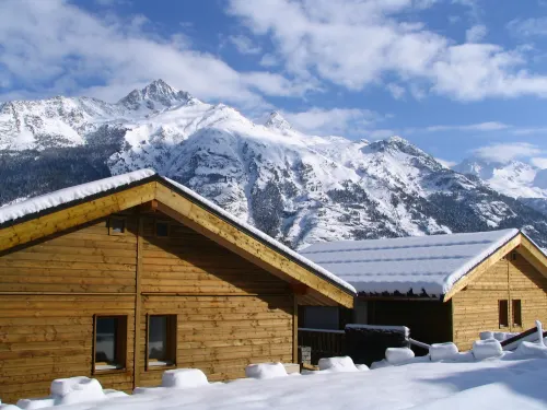 Chalet in Villarodin near Lake