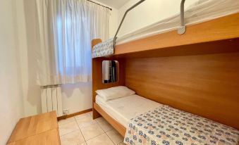 Comfortable Flat with Shared Pool