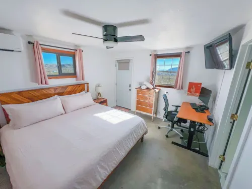 Cozy Cabin w/ Hot Tub, Stargazing, Movie Theatre, Private & Secluded 2.5 Acres