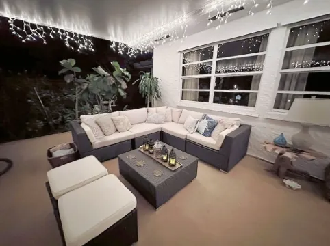 Charming studio with AC, WiFi and pool in Oakland Park