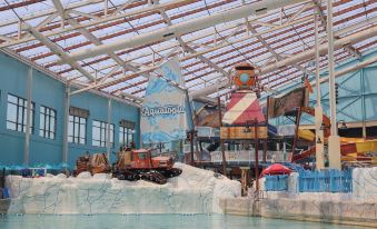 Camelback Lodge & Aquatopia Indoor Waterpark