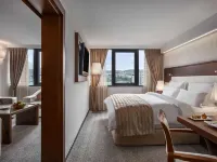 موفينبيك هوتل ساراخيفو Hotels near Jumbo Sarajevo