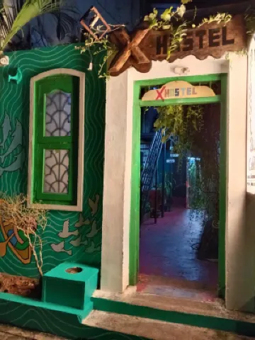 Xhostel โรงแรมใน