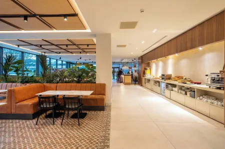 Leonardo Hotel San Sebastian Отели в г. Сан-Себастьян