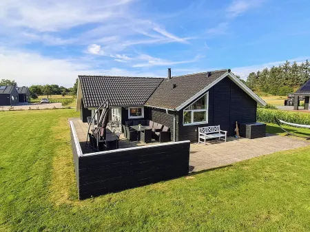 Luxury Lakeside Retreat - by Traum Ferienwohnungen Отели в г. Ansager