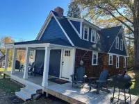 Located steps away to town park, hiking, popular & nationally recognized Main St Hotels in Littleton