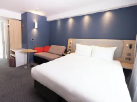 Holiday Inn Express WINDSOR by IHG Hotels in Windsor