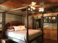 Pecan Grove Cottages Hotels in Martin