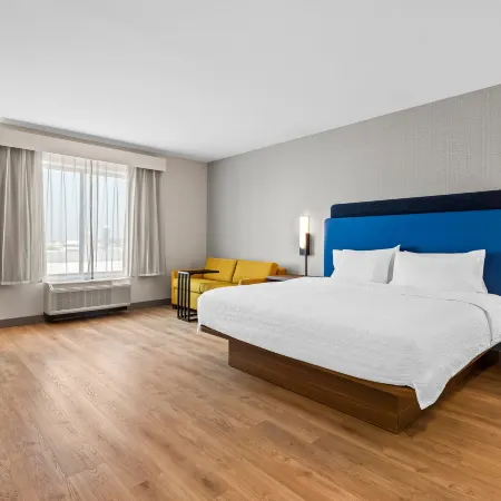 HAMPTON INN AND SUITES BY HILTON INTERCOURSE Hotels in Intercourse