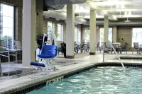 Holiday Inn Express & Suites ST. CLOUD by IHG - Pools