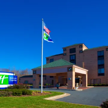 Holiday Inn Express EASTON by IHG