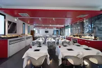 Neo Hotel - breakfast