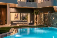 Made by the Sea Villas 8 Bdrm -  Holiday Villas
